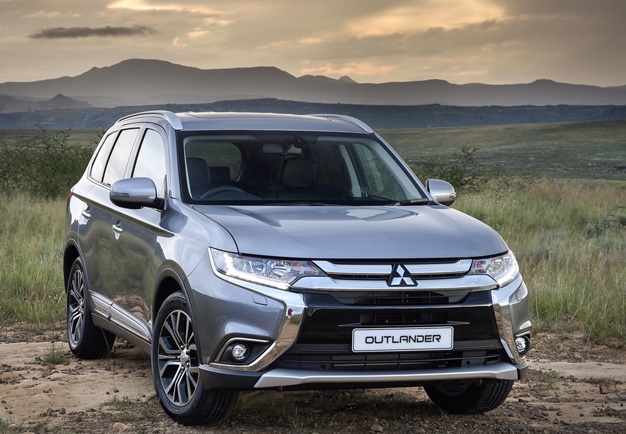 MITSUBISHI OUTLANDER 2.0 CVT PREMIUM 2024