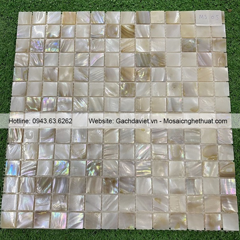 Gạch mosaic xà cừ màu vàng VMSXCV-007