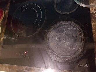 Kính bếp từ bị nứt có Nguy Hiểm_cần làm gì khi kính bếp vỡ